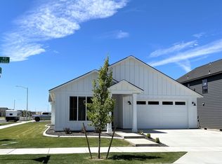 2607 Rinas Rd, Richland, WA 99352