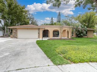 30 Pinetree Ct, Palm Harbor, FL 34683