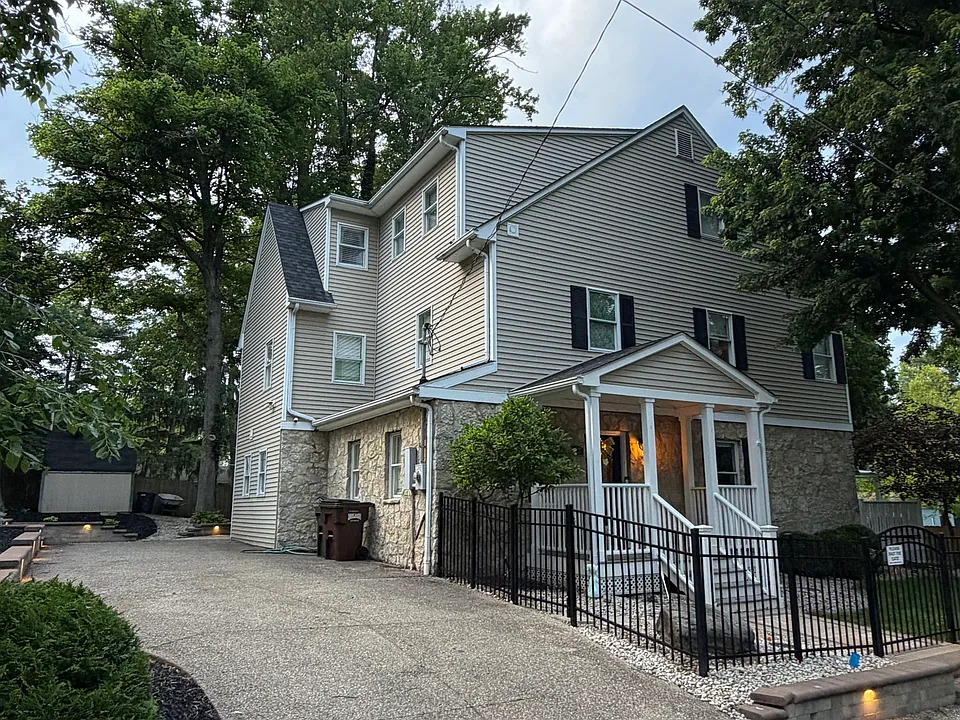 132 Muskingum Dr
