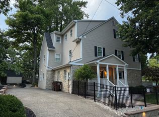 132 Muskingum Dr, Powell, OH 43065