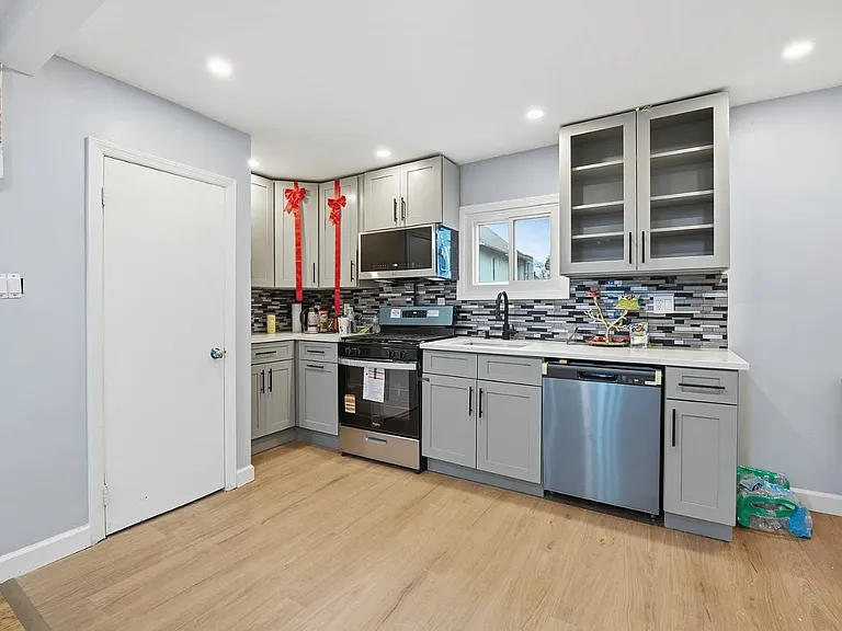305 N Terrace Ave #3 — Photo 2