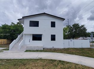 6201 SW 22nd St #2, Miami, FL 33155