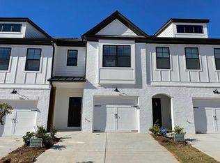 17 S Auburn Rd, Auburn, GA 30011