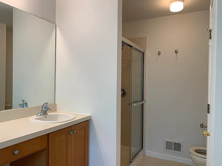 47 Hoover Ave — Photo 17