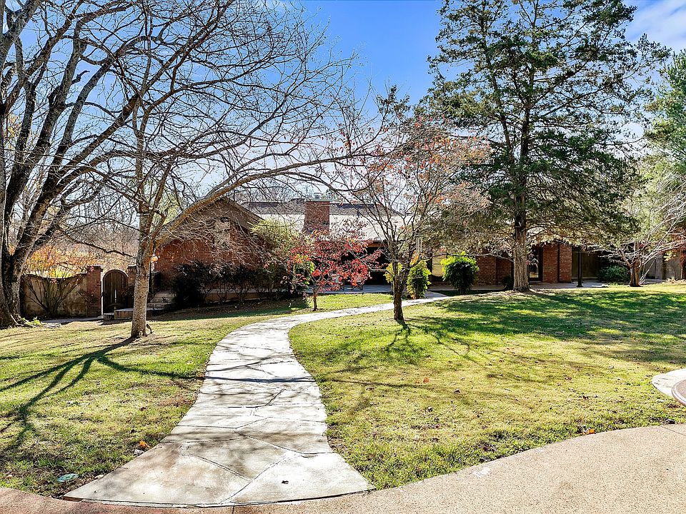 1st image of 4104 Clover Meadows Dr