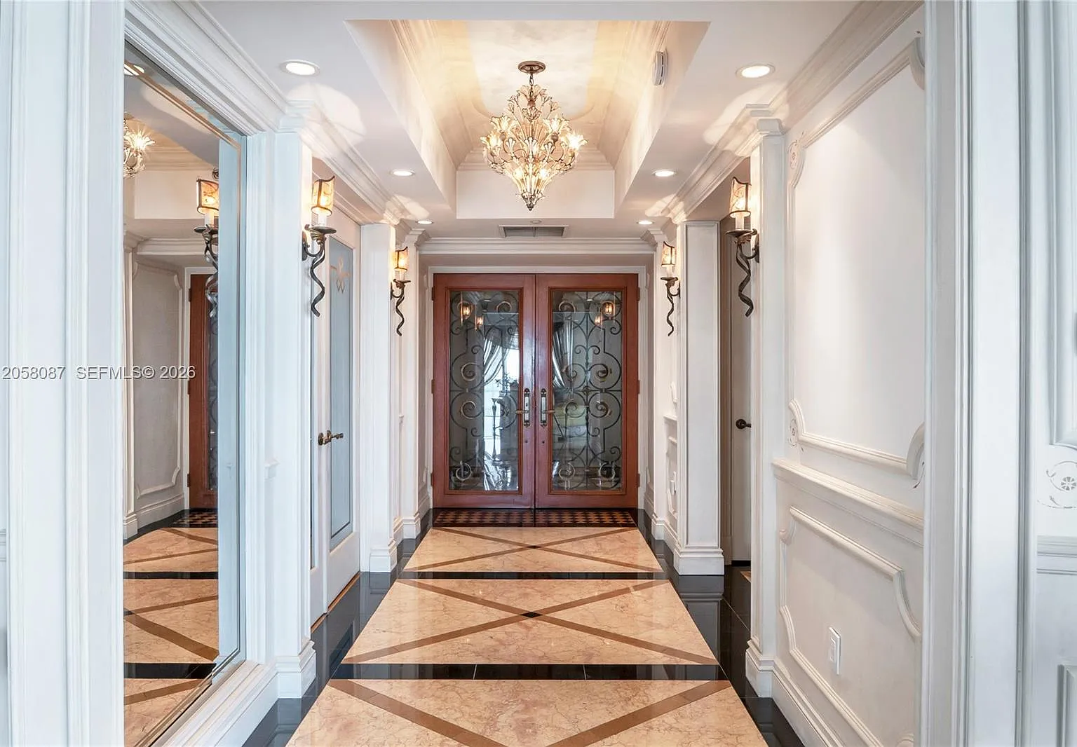 Murano At Portofino Condo — Photo 4