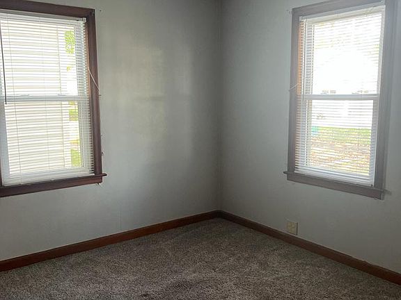 4th image of 3654 Avenue B #2