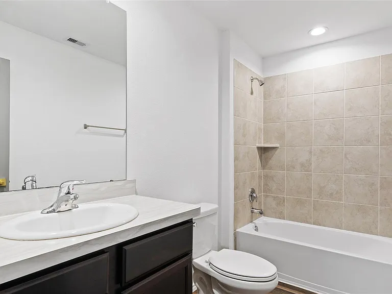 2326 Spruce Cliff Ln — Photo 19