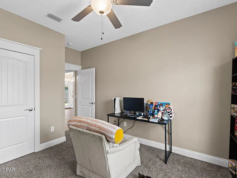 5206 Robins Ct — Photo 28