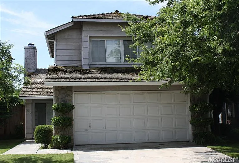 3632 Woodglen Dr photo 1