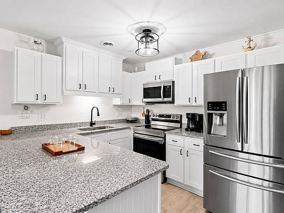 4th image of 3700 Golf Colony Ln #26-G