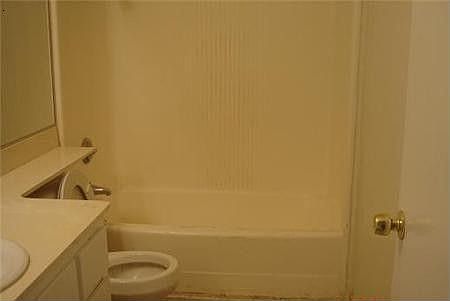 3rd image of 1114 N Barston Ave