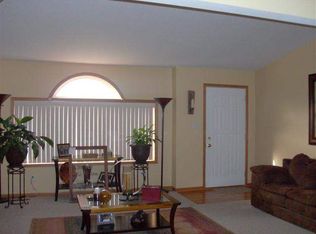 1101 Elmer Ave, Evansdale, IA 50707