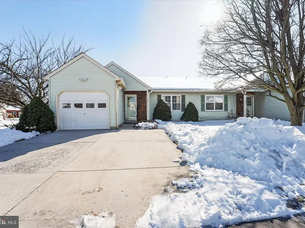 7046 Catalpa Rd, Frederick, MD 21703