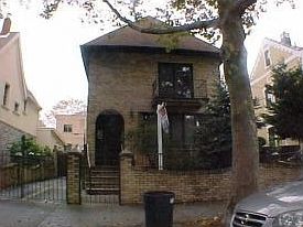 2nd image of 1629 70th St