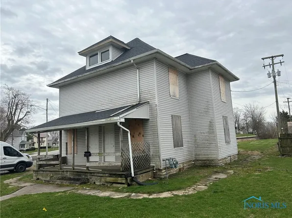 627 Hopley Ave, Bucyrus, OH 44820