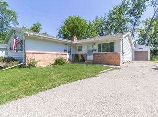 1914 Schoolcraft St, Holt, MI 48842
