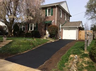 22 Cathedral Ave, Claymont, DE 19703