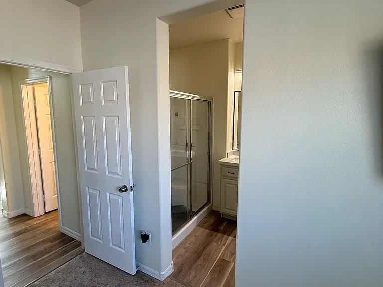 1510 Plaza Centre Dr #105 — Photo 8