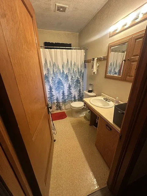 3 bed, 1500 sqft, $2,200 — Photo 3