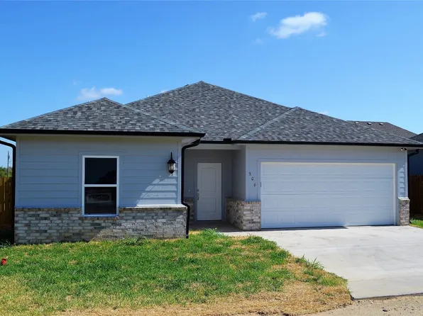 306 Hoover Dr, Mabank, TX 75147