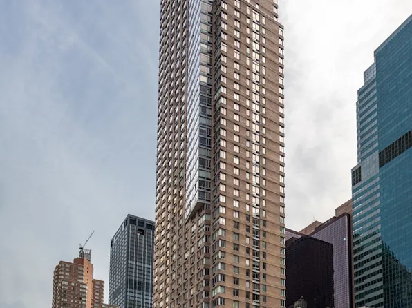 271 West 47th Street image 27 of 40