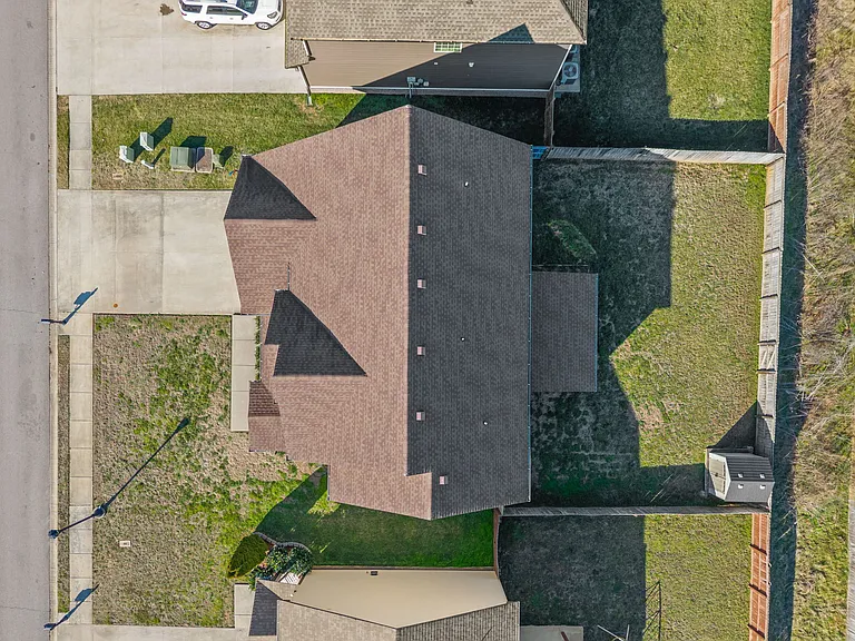 3747 Windmill Dr — Photo 40