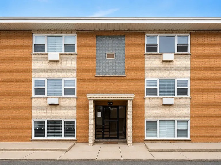 4747 N Ronald St #1D — Photo 1