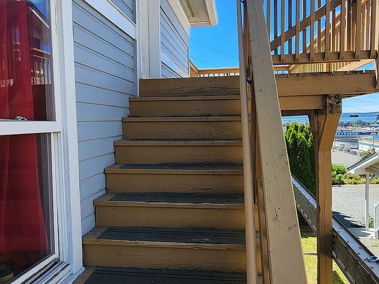 2230 Grand Ave — Photo 23