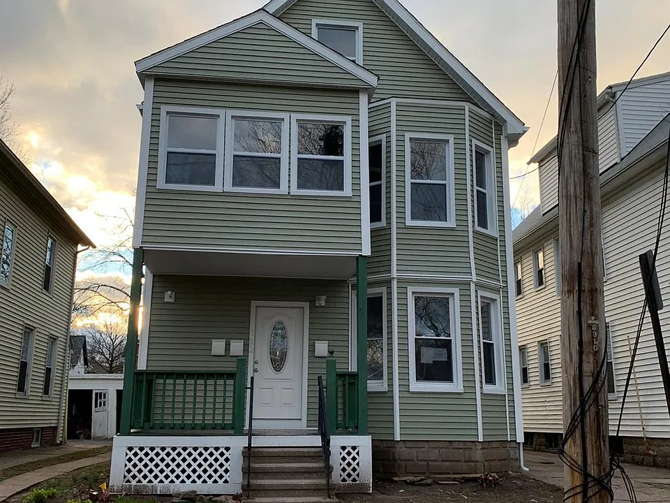 152 Butler St #2