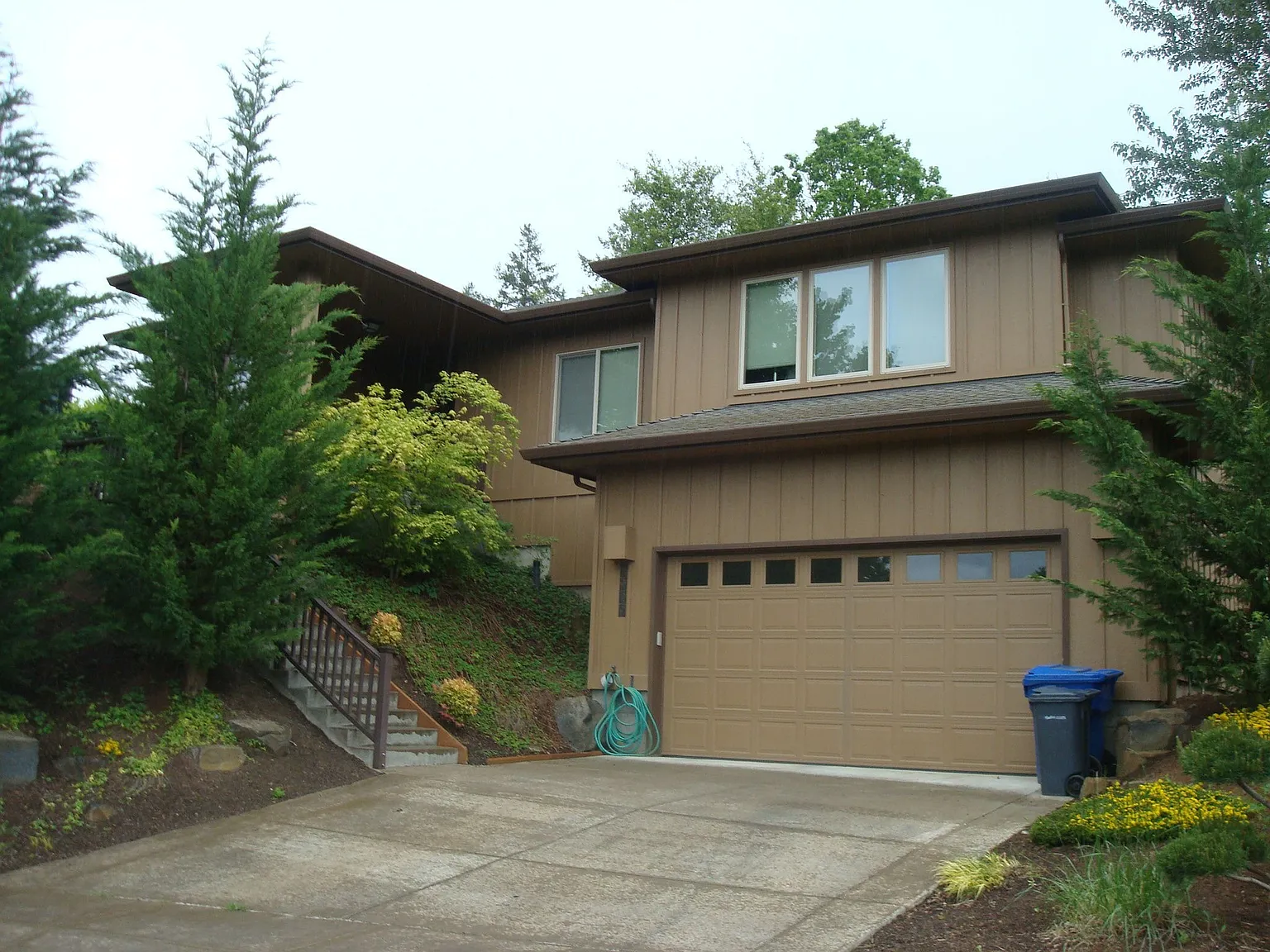 1920 Thunder Pl NW photo 1