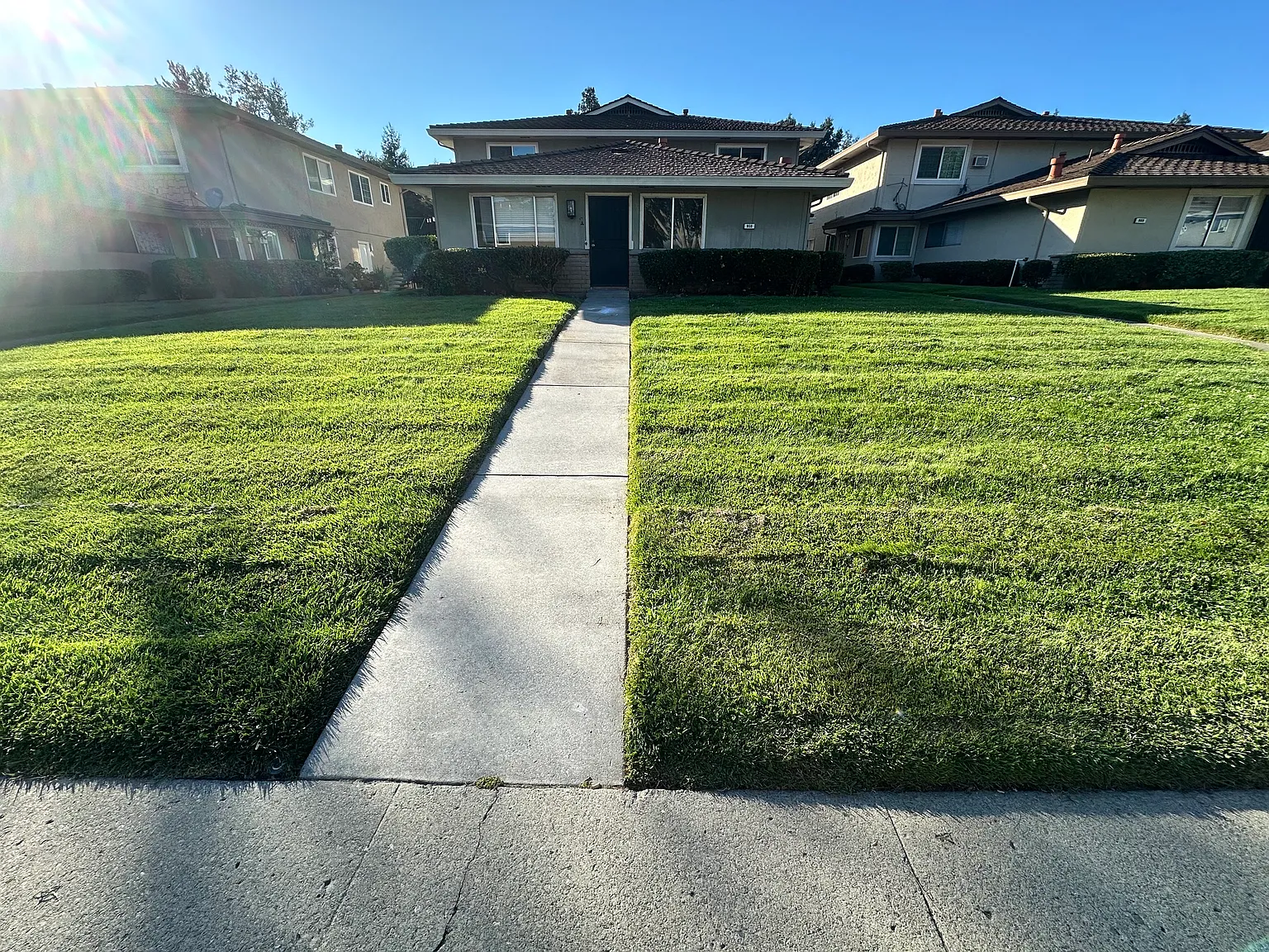 2 bed, 810 sqft, $2,800 — Photo 1
