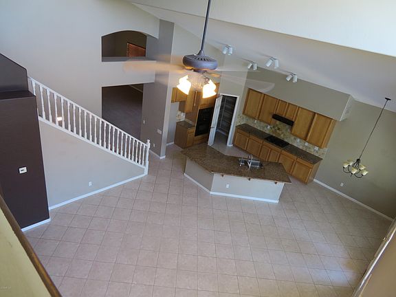5th image of 644 E Indian Wells Pl