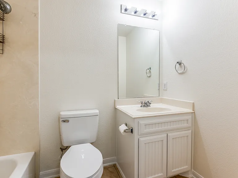 14575 Daneway Dr — Photo 30