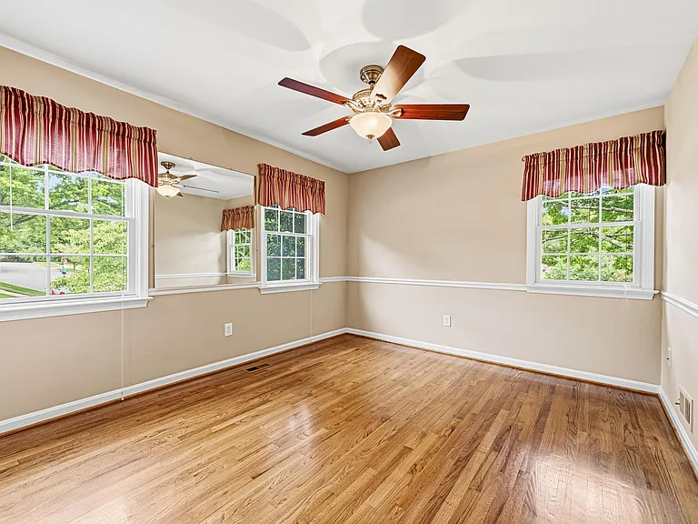 1432 Filene Ct — Photo 15