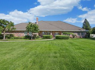 24622 N Meadow Creek Ct, Acampo, CA 95220