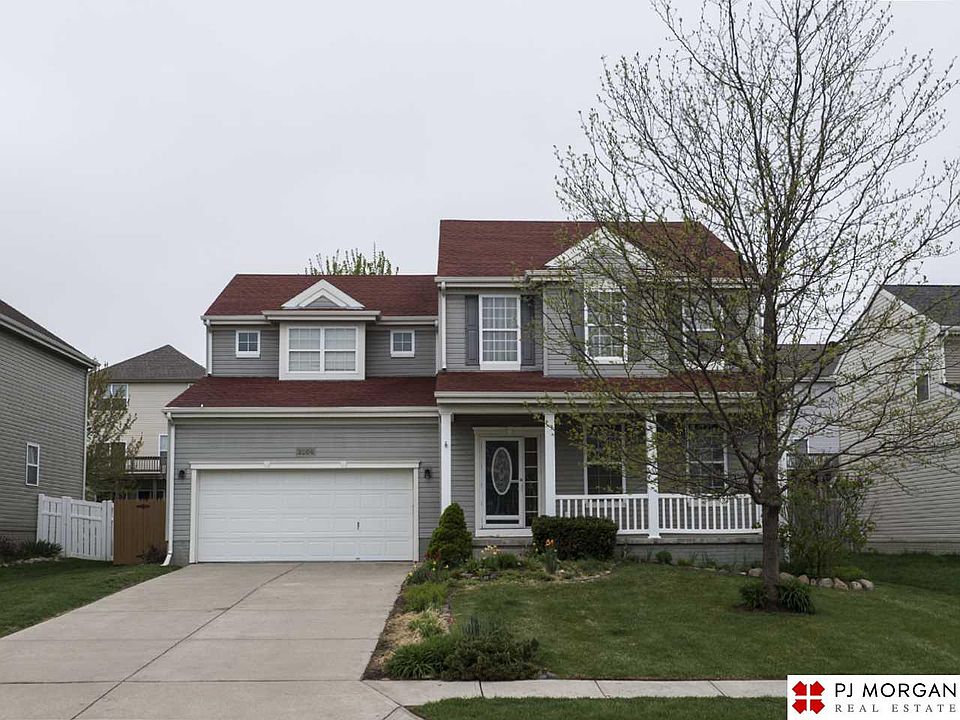 1st image of 2204 S River Rock Dr