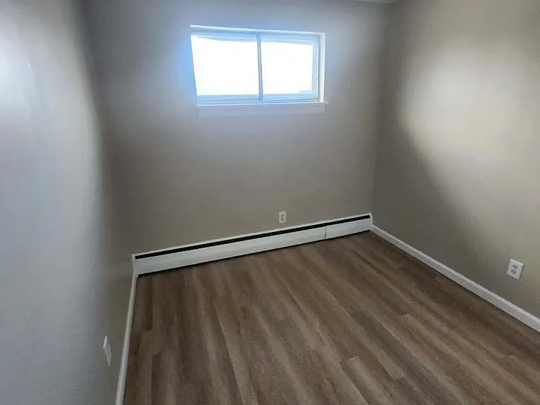 Unit Photo