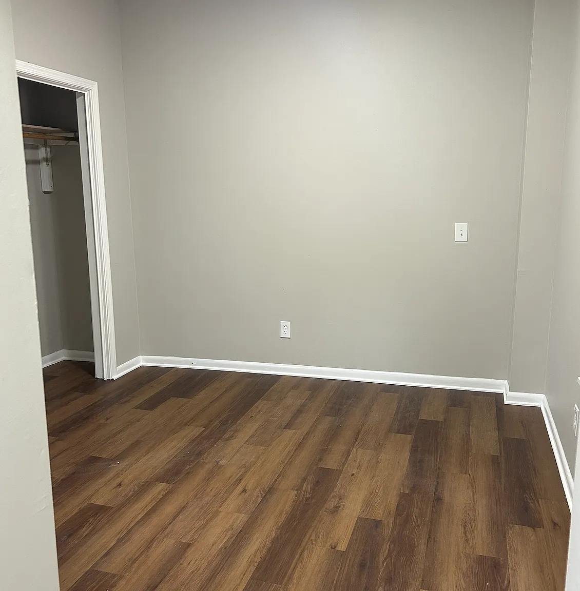 1 bed, 900 sqft, $975 — Photo 1