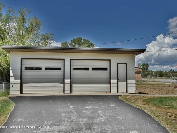 4th image of 382 N Maybell Ave