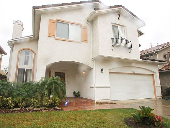 3rd image of 14520 Birchwood Ct