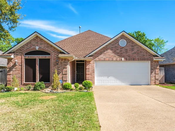 2325 Kendal Green Cir, College Station, TX 77845
