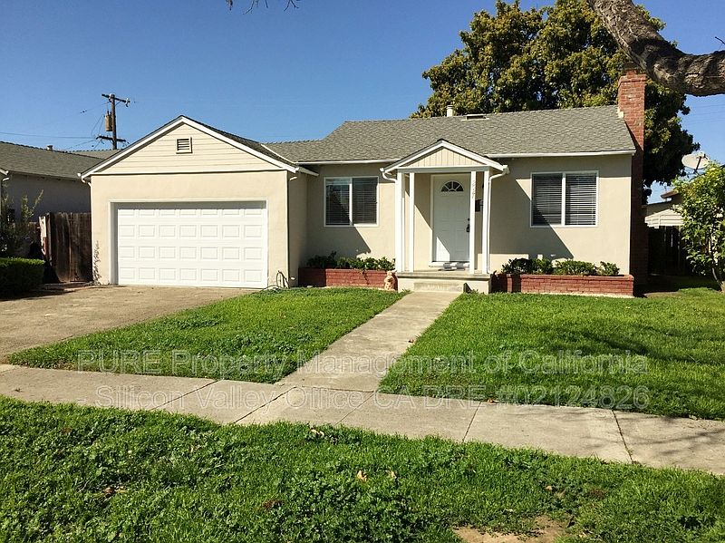 1st image of 2527 Forest Ave
