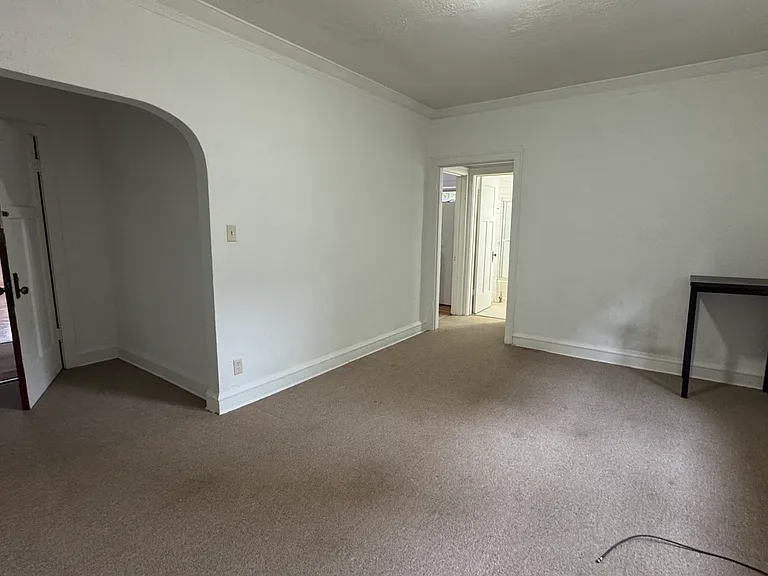 1018 E Brady St #4 — Photo 9