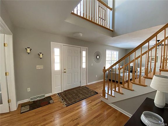 3rd image of 6451 Tulipwood Ln