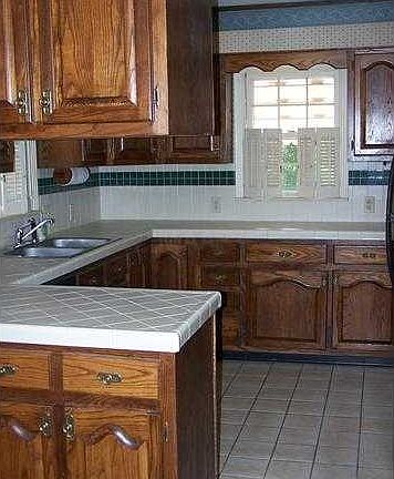 5th image of 421 Munford Ave