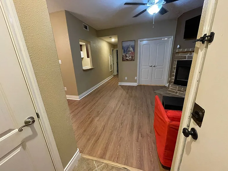 9009 Richmond Ave #702 — Photo 11