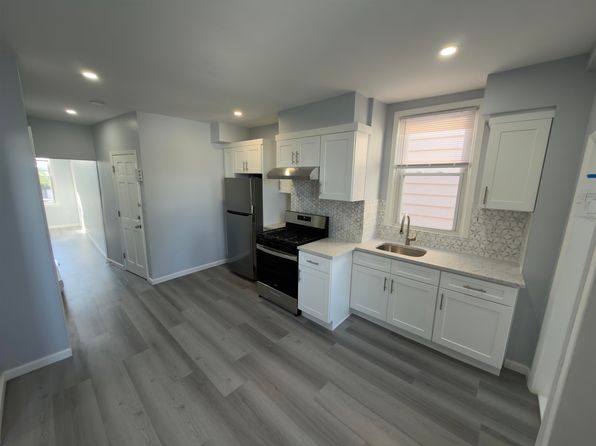 528 Kennedy Blvd Floor 2