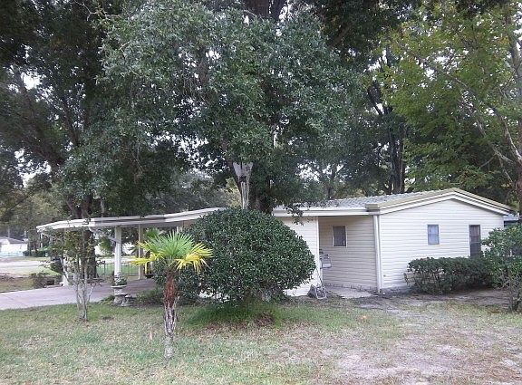 4th image of 6304 Lakewood Dr Unit D