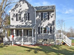 75 Blanding Rd, Rehoboth, MA 02769